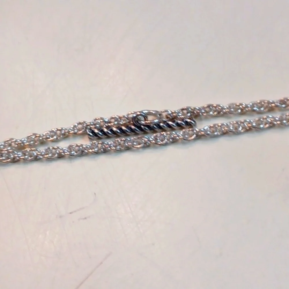 Womans Silver Plated Engraved Twist Rope‎ Necklace - Picture 5 of 6